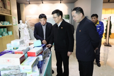 領導調研 | 平湖市委副書記、代市長周軍波一行蒞臨景興紙業(yè)調研交流